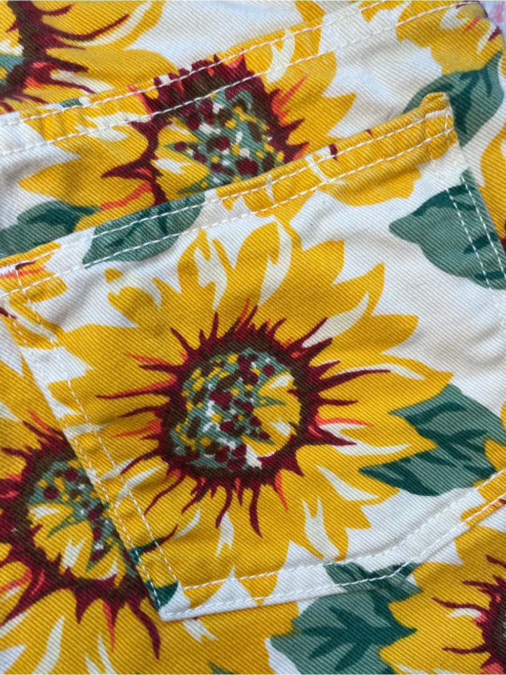 Vintage American Apparel Yellow Sunflower Print High-Waist Shorts - Picture 4 of 5